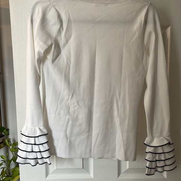 Club Monaco Statement sleeve crew neck knit - Picture 3 of 3